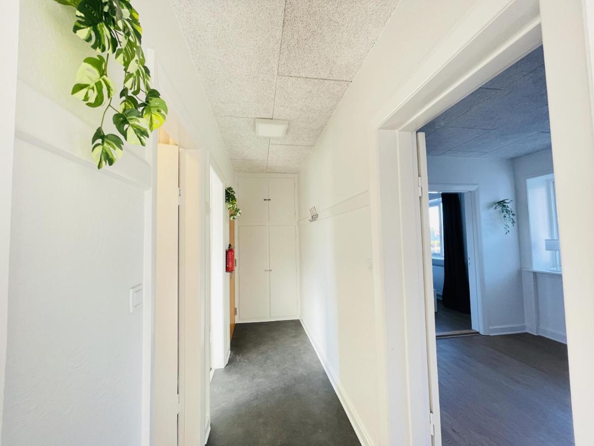Aday - Luminous With 2 Bedrooms *